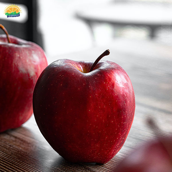 گران‌ ترین میوه‌ های دنیا: 8. سیب سکای ایچی (Sekai-ichi Apple)