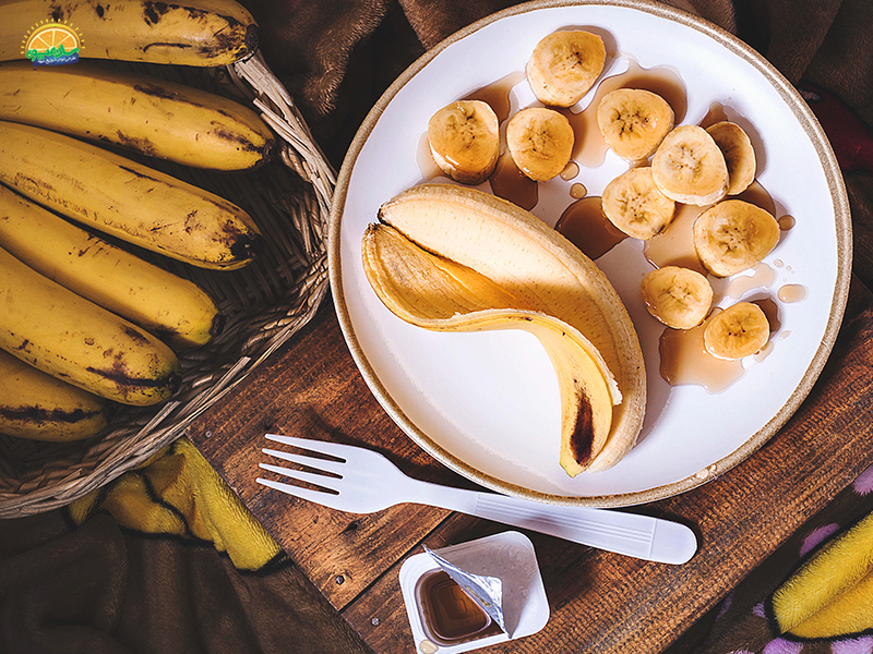 موز banana سلطان میوه‌های استوایی