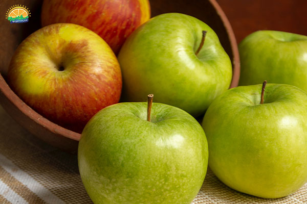 میوه های پاییزی: 3. سیب