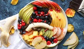 میوه های مفید برای کمر درد