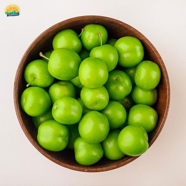 گوجه سبز – میوه‌ی نوبهاری محبوب ترش‌پسندها