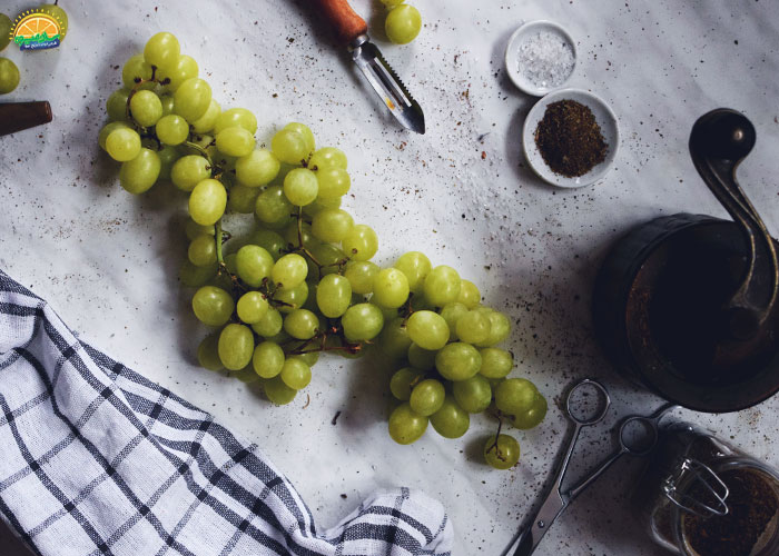 کاهش و مدیریت وزن با مصرف انگور مهره