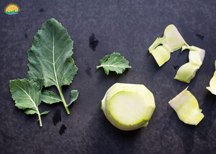 خواص برگ کلم قمری